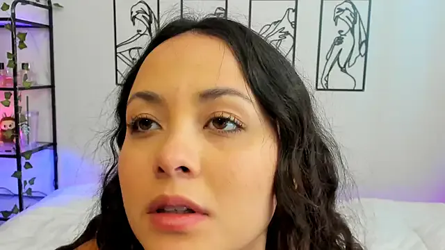 SUSY__06 – webcam model profile photo Image 16