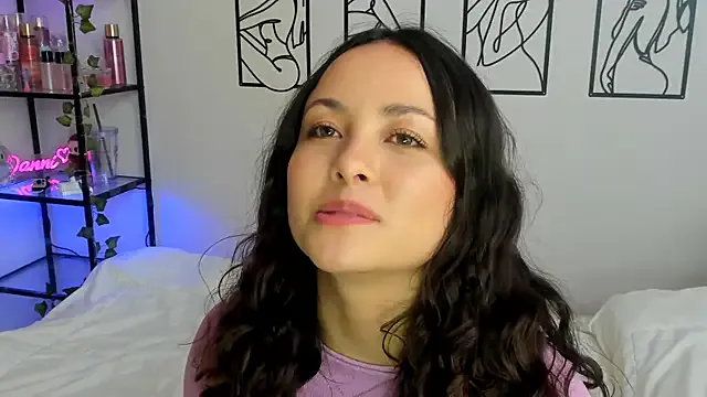 SUSY__06 – webcam model profile photo Image 19