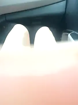 KateGale – webcam model profile photo Image 8