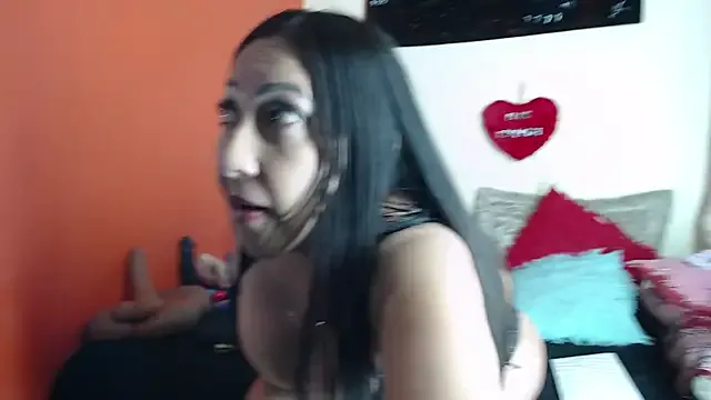 AnnAbbey – webcam model profile photo Image 12