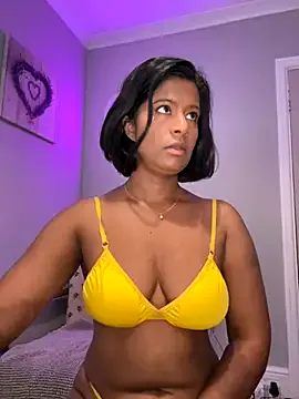 --Tati-- – webcam model profile photo Image 4