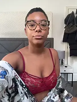 KendalVoos – webcam model profile photo Image 6