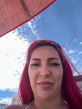 MinniMia – webcam model profile photo Image 11