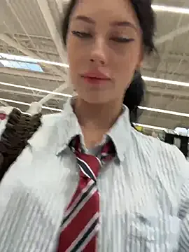 CaseyVidal – webcam model profile photo Image 17