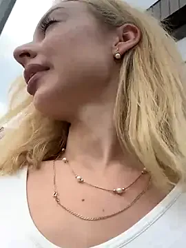 JessieLiu – webcam model profile photo Image 6