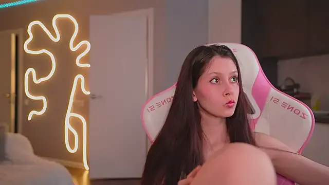 JessieLiu – webcam model profile photo Image 11