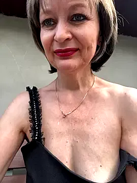 Cat-meowa – webcam model profile photo Image 17