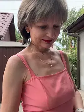 Cat-meowa – webcam model profile photo Image 7