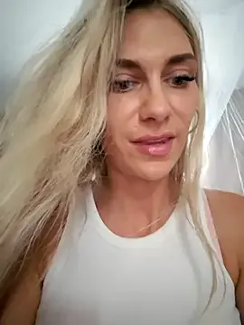 AntonellaBahamon – webcam model profile photo Image 10