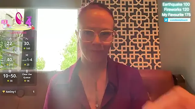 EvanyaRose – webcam model profile photo Image 8