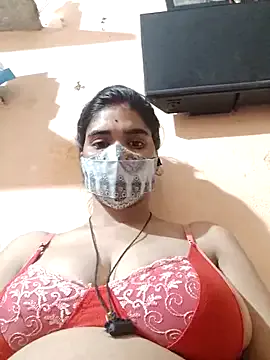 LeyahSummer – webcam model profile photo Image 16