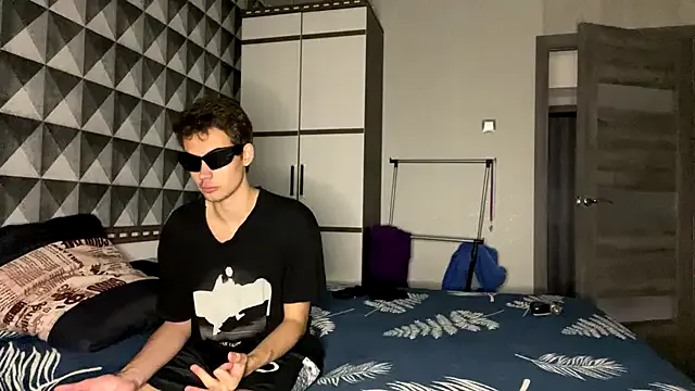 KellyHansen – webcam model profile photo Image 17