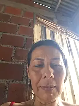 AyshaConnor – webcam model profile photo Image 3