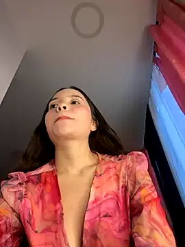 MelinaLuviani – webcam model profile photo Image 10