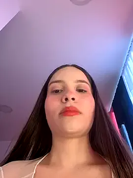 MelinaLuviani – webcam model profile photo Image 16