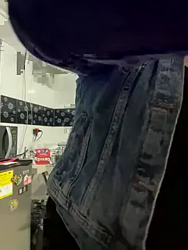 Dolce – webcam model profile photo Image 19