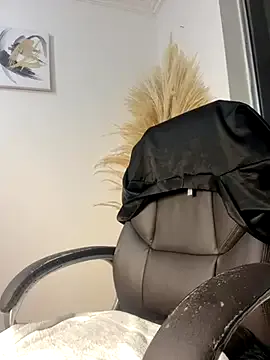 MurkaLux – webcam model profile photo Image 5