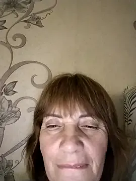 V-Hot-Sweti – webcam model profile photo Image 4