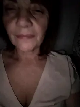 V-Hot-Sweti – webcam model profile photo Image 5