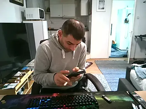 p6w_official – webcam model profile photo Image 11