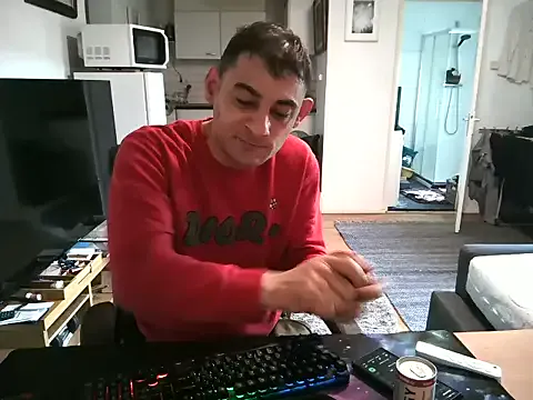 p6w_official – webcam model profile photo Image 13