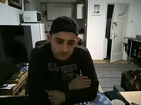 p6w_official – webcam model profile photo Image 17