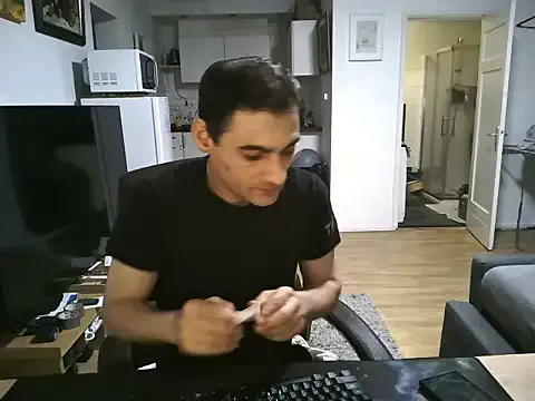 p6w_official – webcam model profile photo Image 8