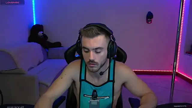 AyshaConnor – webcam model profile photo Image 6