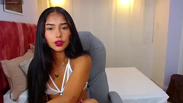 AnnAbbey – webcam model profile photo Image 2