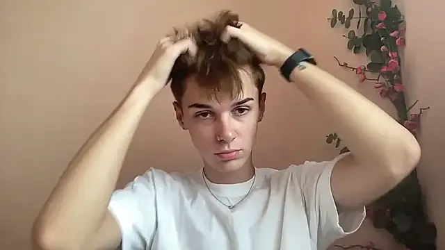 Seira__nn – webcam model profile photo Image 10