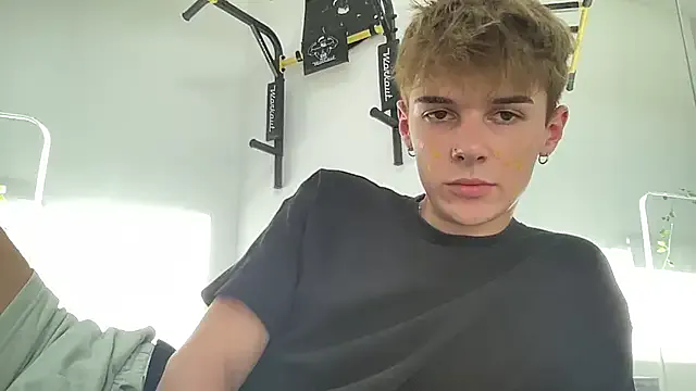 Seira__nn – webcam model profile photo Image 12