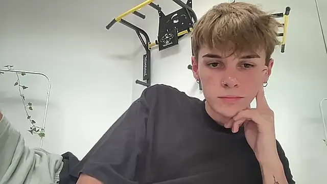 Seira__nn – webcam model profile photo Image 13