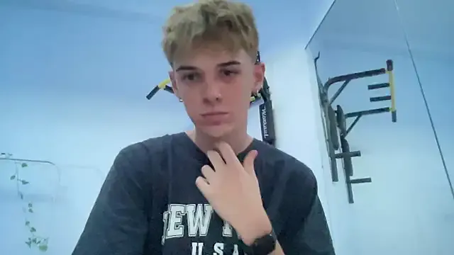 Seira__nn – webcam model profile photo Image 15