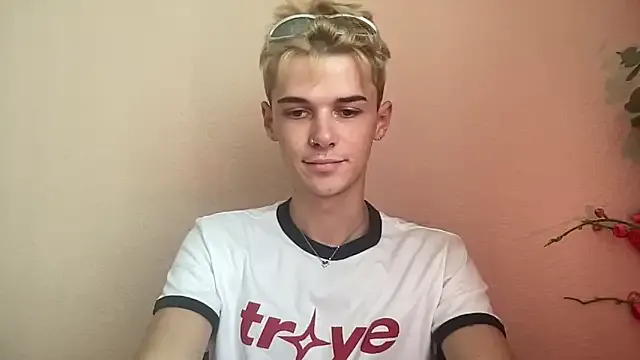 Seira__nn – webcam model profile photo Image 5