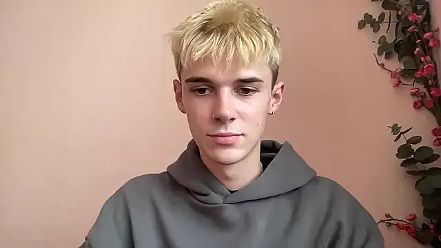 Seira__nn – webcam model profile photo Image 6