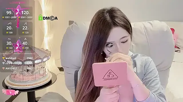 Youlalia – webcam model profile photo Image 12