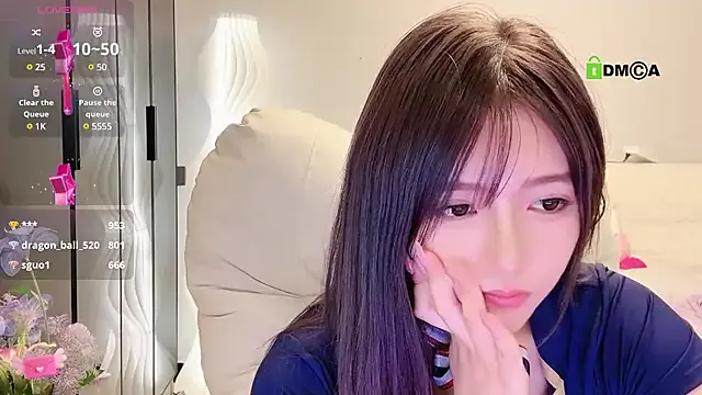 Youlalia – webcam model profile photo Image 5