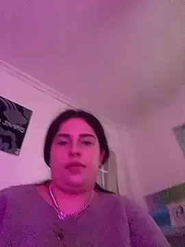 milkyhonybaby – webcam model profile photo