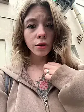 ValeryEvan – webcam model profile photo Image 2