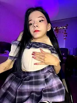 Naughty-Mari – webcam model profile photo Image 18