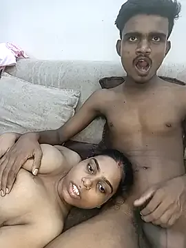 JessieLiu – webcam model profile photo Image 3