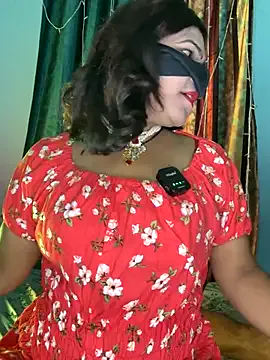 AyshaConnor – webcam model profile photo Image 15