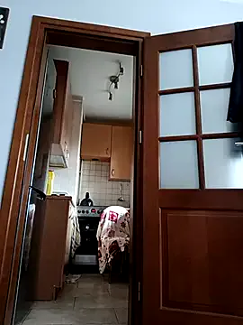 AdeleWood – webcam model profile photo Image 11