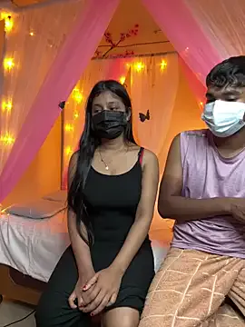 carollin__1 – webcam model profile photo Image 2