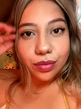 molochnaya000 – webcam model profile photo Image 16