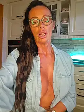 CatalinaDalessio – webcam model profile photo Image 6