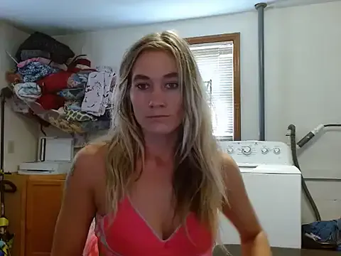 AnnAbbey – webcam model profile photo Image 12