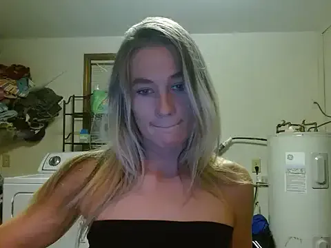 AnnAbbey – webcam model profile photo Image 16