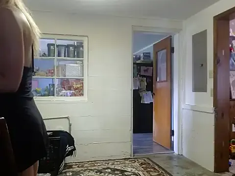 AnnAbbey – webcam model profile photo Image 4