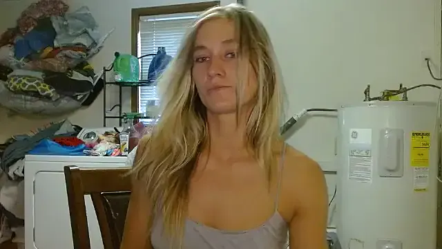 AnnAbbey – webcam model profile photo Image 8